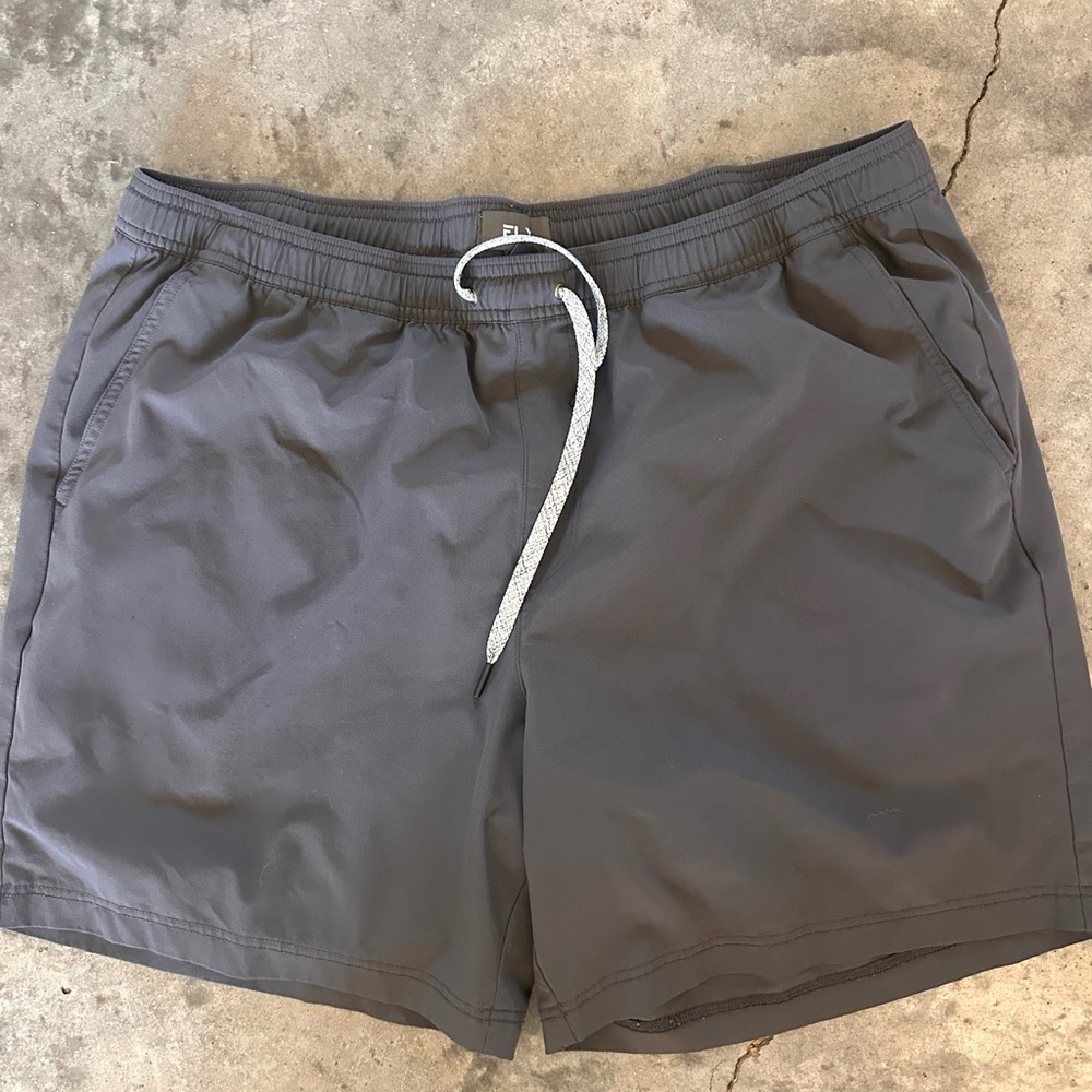 Men's Athletic Shorts in Gray